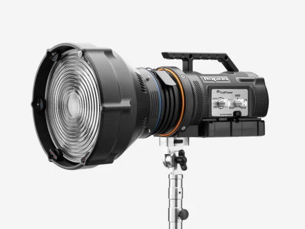 Maxima Rapida: Luz LED Cine Bi-Color V-Mount Portátil | 23.000 Lúmenes 16 Maxima Rapida: Luz LED Cine Bi-Color V-Mount Portátil | 23.000 Lúmenes